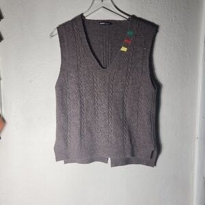 Women Sleeves Vest Color Rosewood